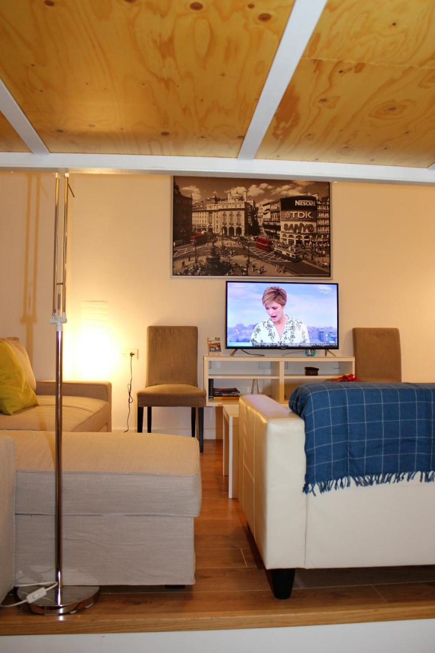 Apartamentos Clavero マラガ エクステリア 写真