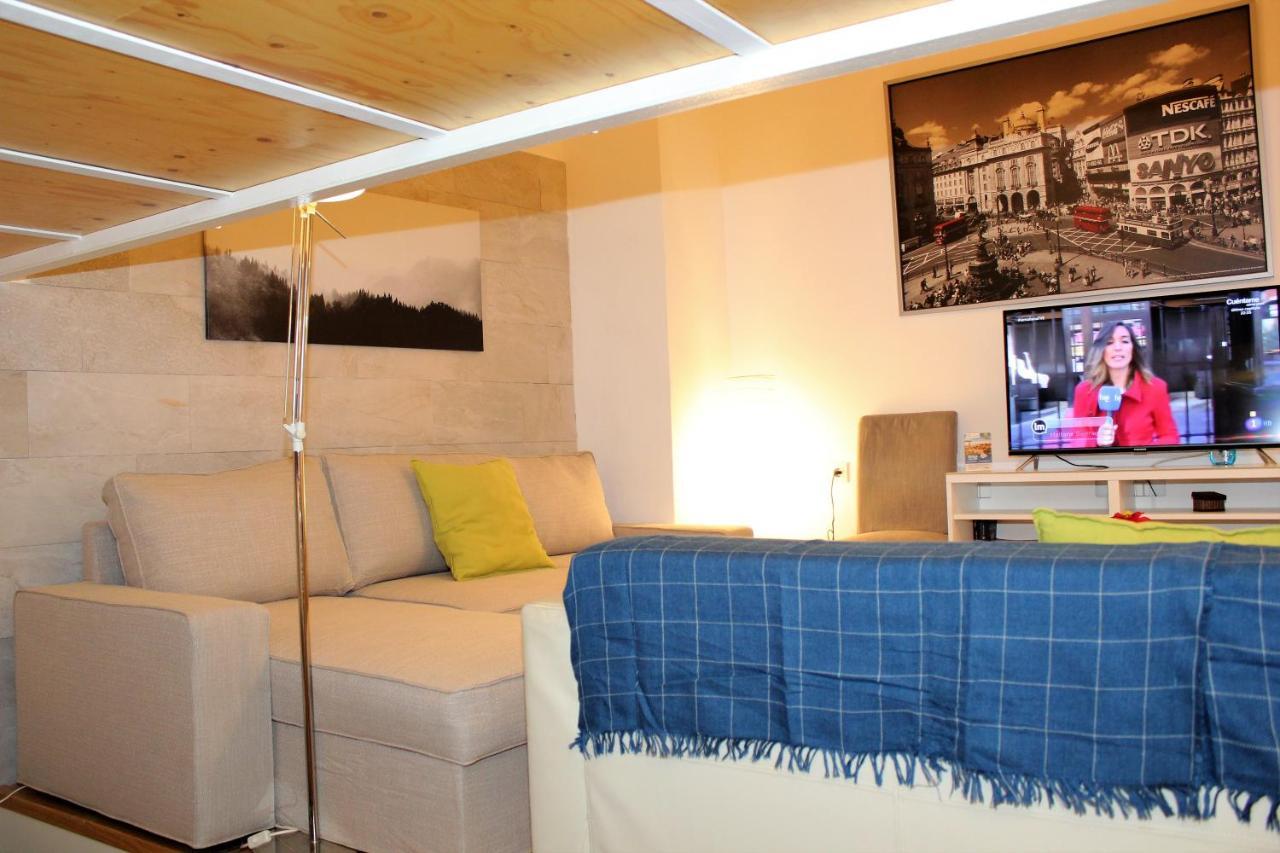 Apartamentos Clavero マラガ エクステリア 写真