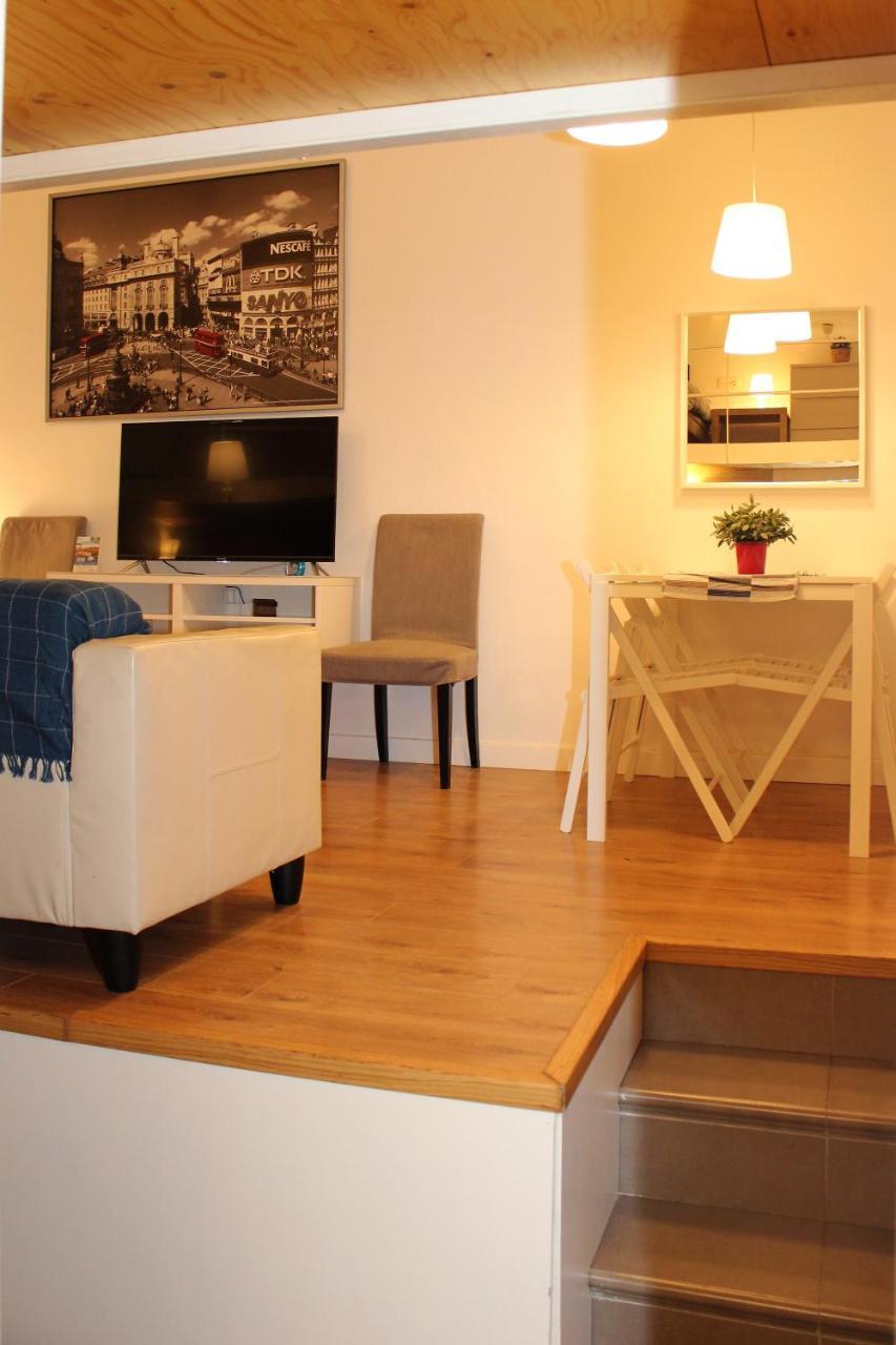 Apartamentos Clavero マラガ エクステリア 写真