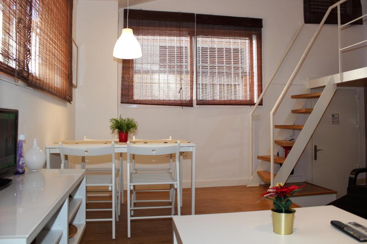 Apartamentos Clavero マラガ エクステリア 写真
