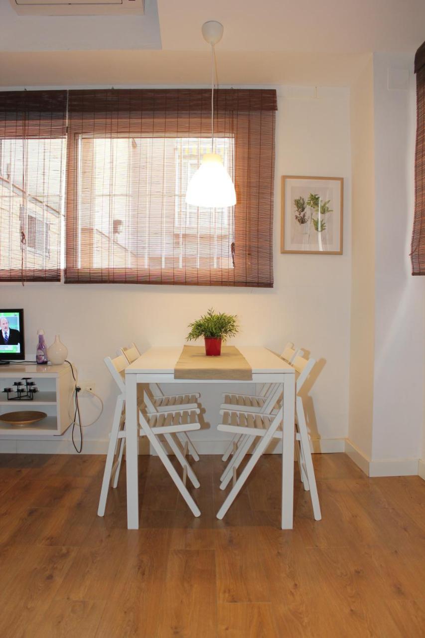 Apartamentos Clavero マラガ エクステリア 写真